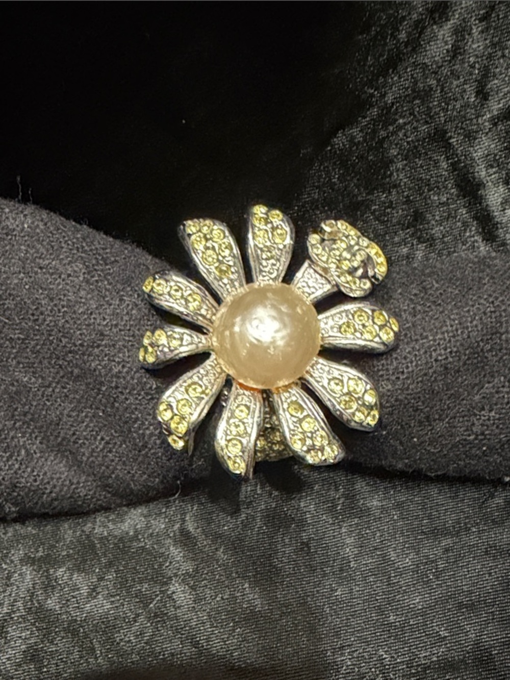 CHANEL Flower Ring with Cream Pearl and Yellow Crystals